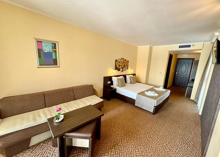 호텔 Family Teos 2*