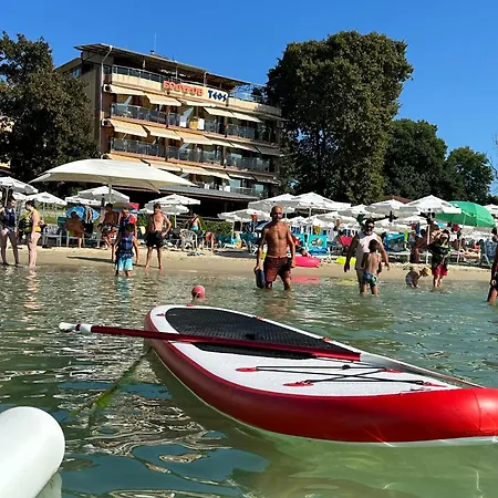 Family Teos Hotel 2*